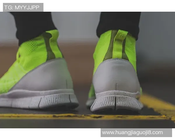 个性化定制你的Nike足球鞋展现独特风格与卓越性能 个性化定制你的Nike足球鞋展现独特风格与卓越性能